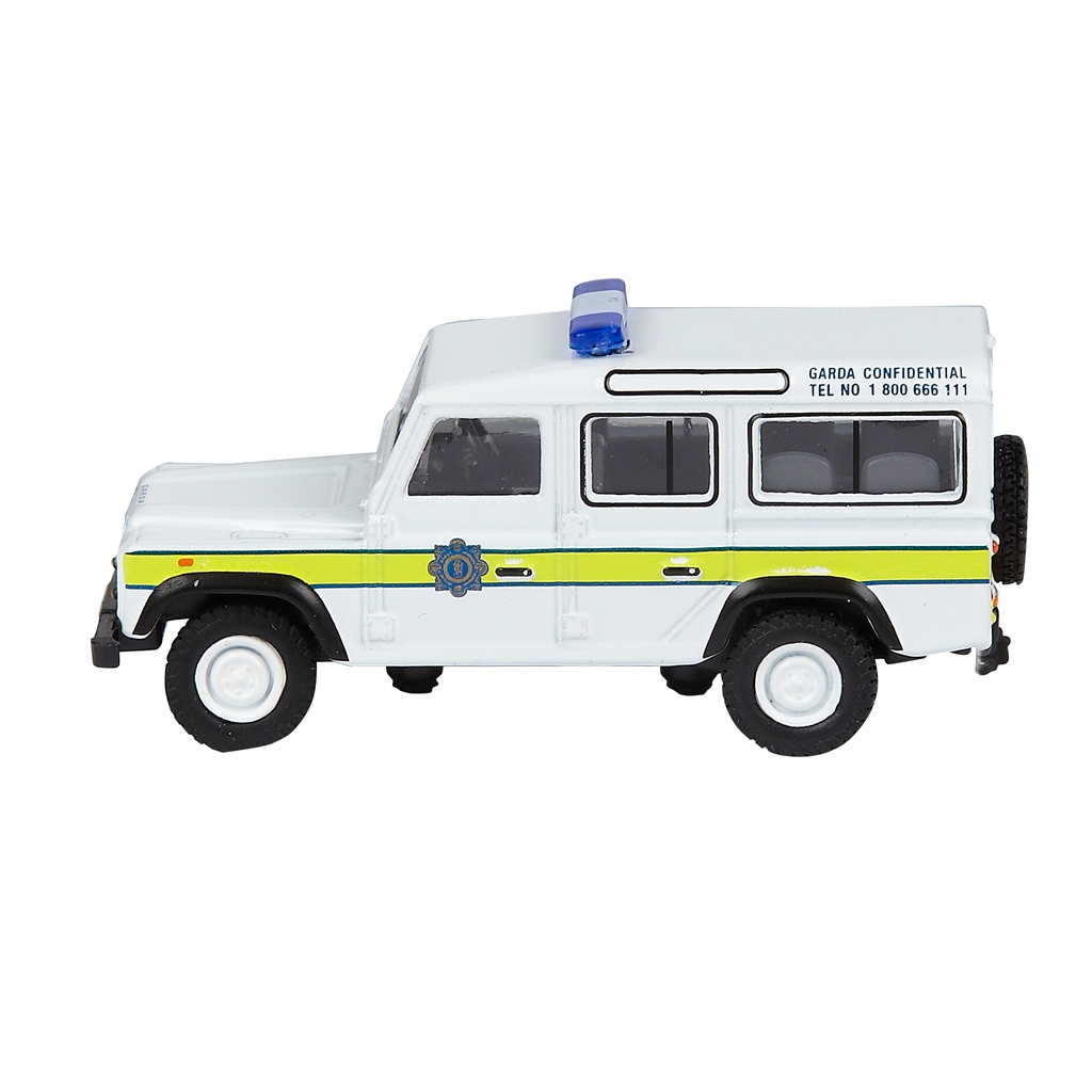 Defender Station Wagon Garda Scale Model 1:76
