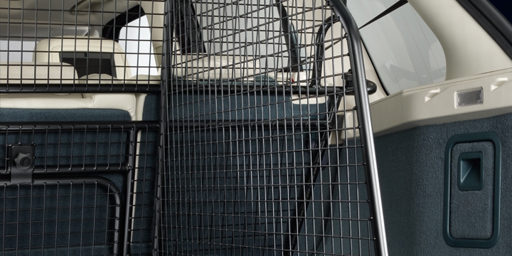 Luggage divider